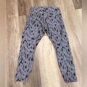 Lululemon Athletica Black and Gray Patterned Leggings